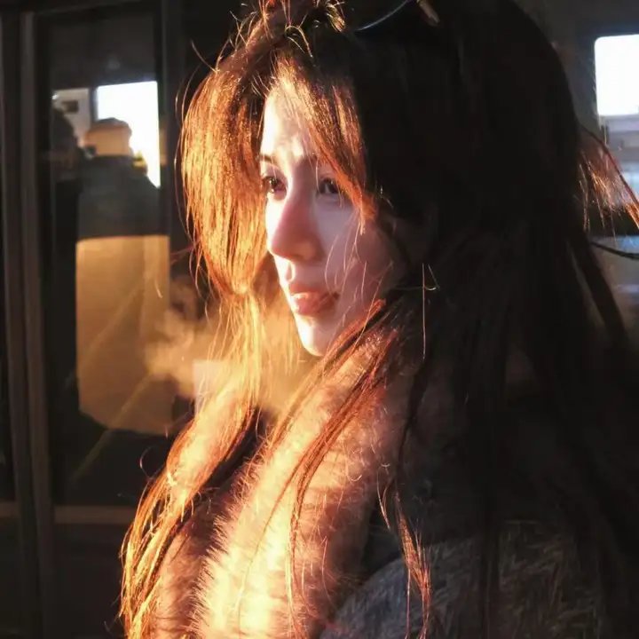 男孩